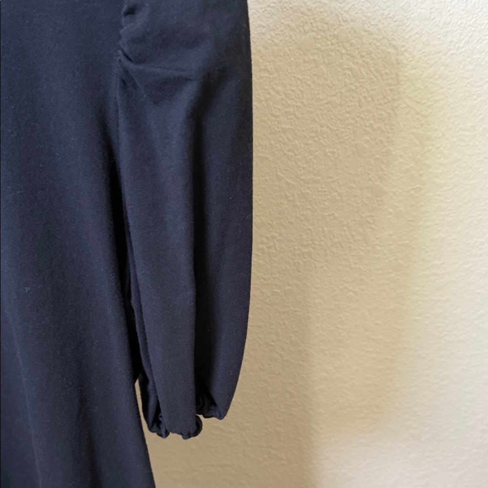 Amazon Essentials Black Puff Sleeve Tee - Picture 4 of 9